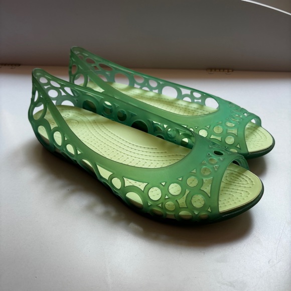 Crocs Adrina Ballet Flat Shoe Size 9 Green Slip On Peep Toe Comfort Jelly Sandal - Picture 1 of 6